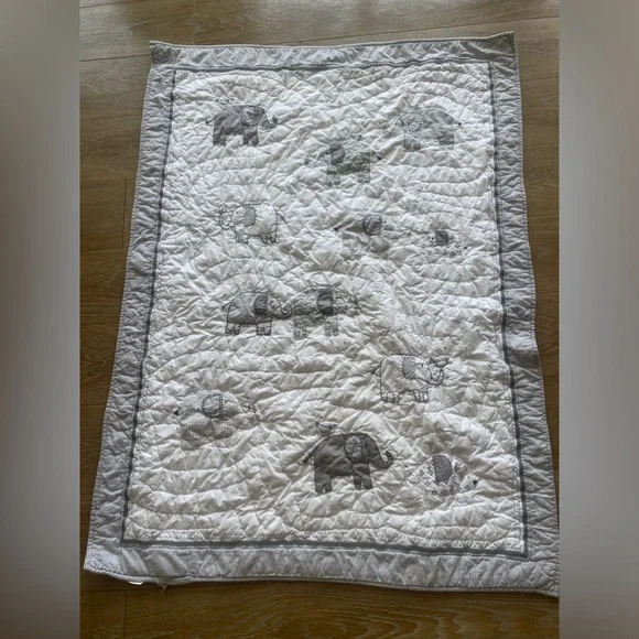 Pottery, barn, kids elephant crib